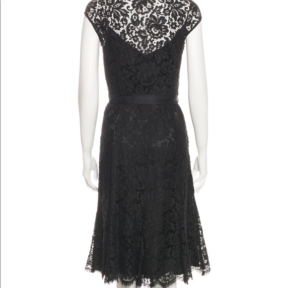 CARMEN MARC VALVO Lace Dress - Picture 2 of 2